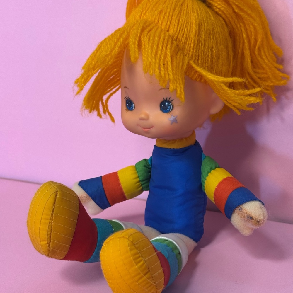 Vintage Rainbow Brite Stuffed Girl Doll 10” Plush - Hallmark Cards Inc. - 1983 - Picture 2 of 11